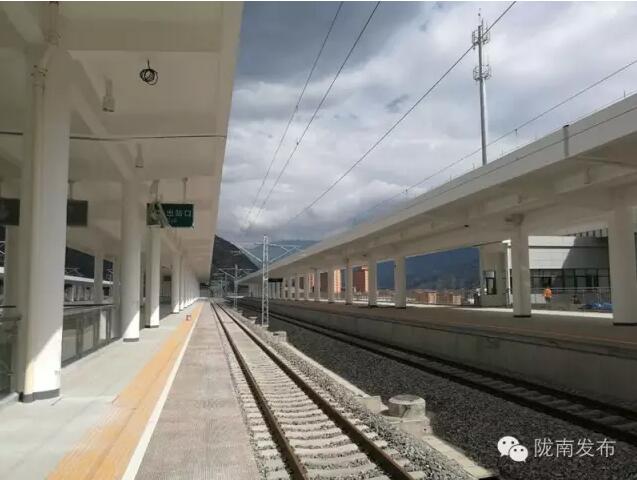 蘭渝鐵路最新進(jìn)展！除胡麻嶺隧道外已全線鋪通